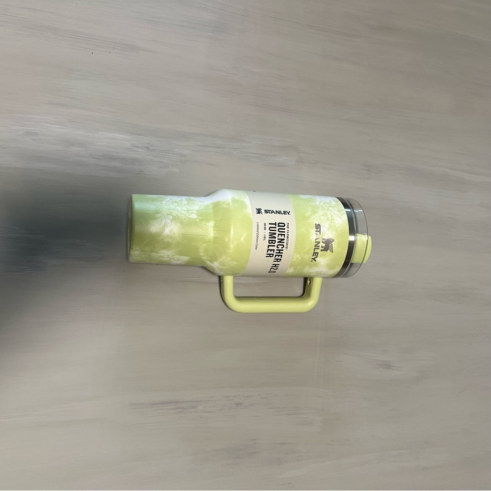 Stanley Cup 40oz - Target Exclusive (citron tie dye) - Picture 6 of 6
